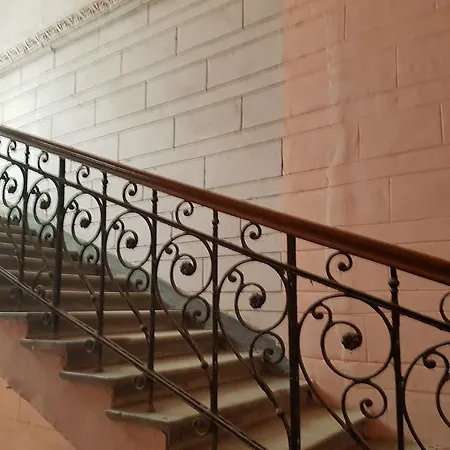 In Evropeiska Street, 25 *